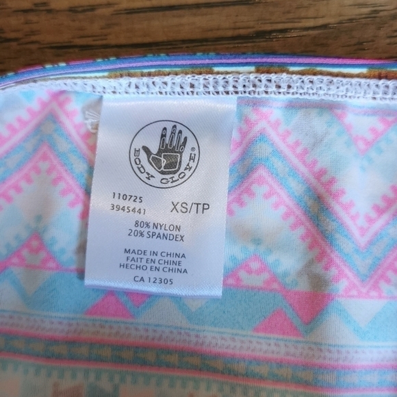BODY Glove Bikini Bottom Apache Geometric Print XS New - Picture 5 of 6